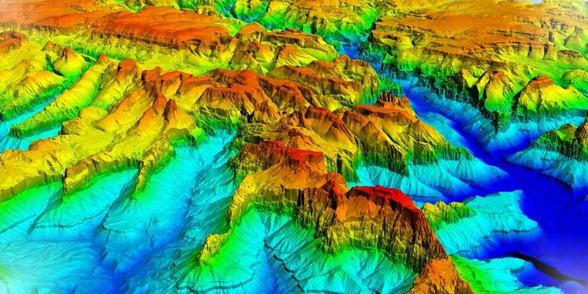 ارزیابی و تصحیح مدل‌های سطح دیجیتال (DEM) در مناطق شهری - ژئوپوز ایران